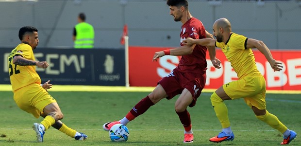 Πρεμιέρα με μοιρασιά στη θεσσαλική «μάχη» 